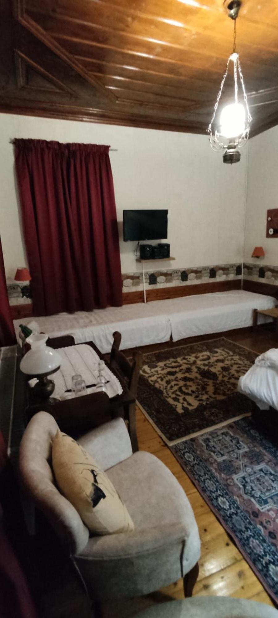 Guesthouse Kazakou Dimitsana Exteriör bild
