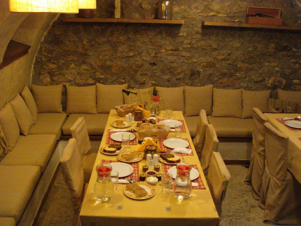 Guesthouse Kazakou Dimitsana Exteriör bild